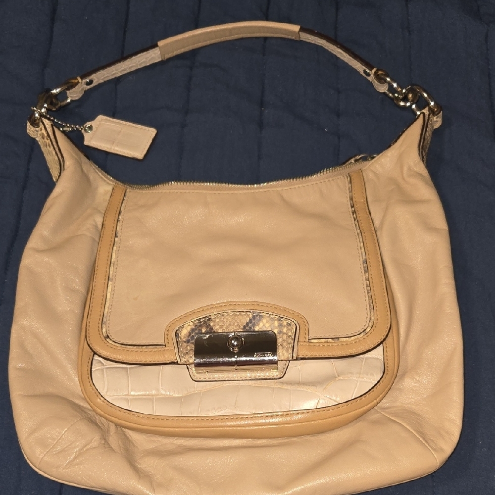 Coach Kristin Hobo Tan Leather Bag - Picture 2 of 13